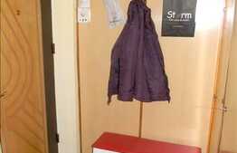 Apartament 3 camere decomandate, in zona Salii Sporturilor. Boxa si uscatorie!