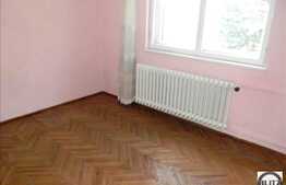 Apartament 3 camere decomandate, in zona Salii Sporturilor. Boxa si uscatorie!