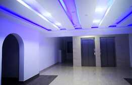 Apartament de 3 camere, lux, decomandat, etaj intermediar, zona Coresi