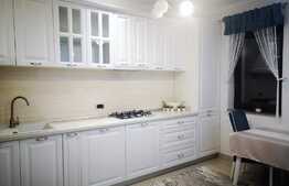 Apartament de 3 camere, lux, decomandat, etaj intermediar, zona Coresi