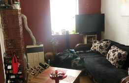 Doua corpuri de casa, 94 mp utili, singur in curte, Schei 