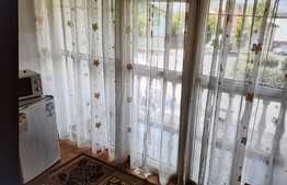 Apartament la casă, 2 camere decomandate, zona străzii Călan