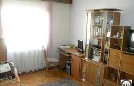 De vanzare 3 camere in zona Donath cu boxa pentru depozitare si loc de parcare