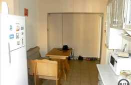 De vanzare 3 camere in zona Donath cu boxa pentru depozitare si loc de parcare