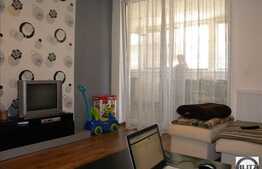 Vanzare apartament 3 camere, 65 mp utili, complet mobilat utilat, loc parcare