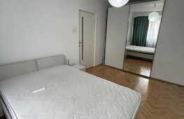 Apartament de 2 camere, 55 mp, parcare, zona Piata Hermes