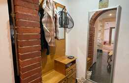 Apartament de 2 camere, 55 mp, parcare, zona Piata Hermes