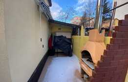 Casa in Brasov de 40 mp si curte comuna 