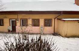 Casa in Centru Istroric de 85 mp si teren de 230 mp