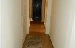 3 camere, 70 mp, decomandat, zona strazii Parang