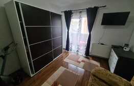 Apartament 2 camere, parcare, etaj intermediar! Zona Eroilor!