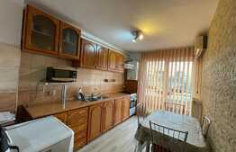 Apartament de 3 camere, 60 mp, parcare, boxa, zona Lidl