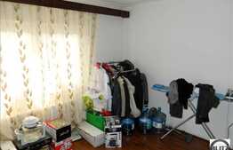 Vanzare apartament 3 camere decomandate, in zona BRD. Boxa si loc de parcare!