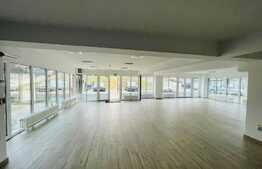 Spatiu comercial, 170 mp, vitrina generoasa, Sopor