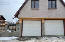 Casa deosebita langa padure, 320 mp utili, 900 mp teren, Sacele