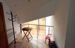 Casa deosebita langa padure, 320 mp utili, 900 mp teren, Sacele