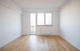 Investitie! Apartament de 2 camere modern, boxa, zona Mercur