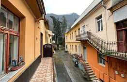 Apartament 2 camere la casa, 48 mp, centru vechi .  