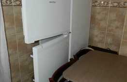 1 camera, 32 mp, modern, zona strazii Parang