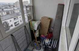 Apartament 2 camere, etaj intermediar, boxa, zona Hermes