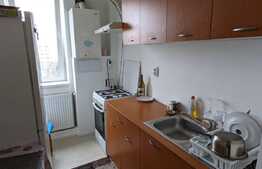 Apartament 2 camere, etaj intermediar, boxa, zona Hermes