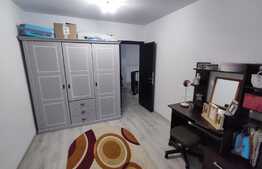 Apartament pe doua niveluri, 3 camere, decomandat, lux, 86 mp, zona Subcetate Sanpetru