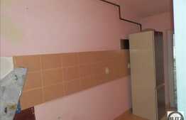 Vanzare mansarda cu 1 camera, decomandata, 32 mp, balcon! Zona Eroilor!