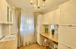 Apartament de lux cu 4 camere, renovat, finisaje moderne, totul nou