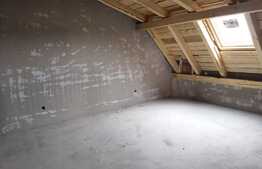 Penthouse 4 camere, semifinisat, terasa 21 mp, zona Cetatii 