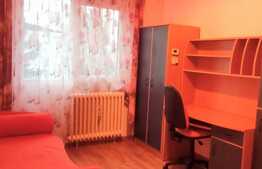 Apartament 3 camere, balcon, orientare sud-vestica, zona Profi 