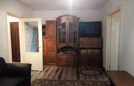 Apartament 3 camere, balcon, orientare sud-vestica, zona Profi 