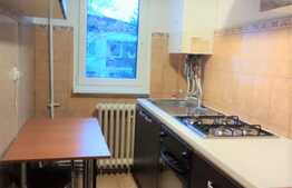 Apartament 3 camere, balcon, orientare sud-vestica, zona Profi 