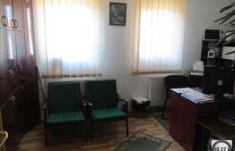 Vanzare 4 camere, 96 mp, zona LIDL, 2 garaje, loc parcare, boxa depozitare