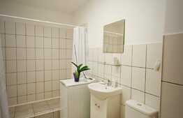 Apartament de 2 camere semidecomandate, 48mp, parcare, balcon! Zona strazii Porii