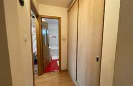Apartament de 3 camere, 75 mp, parcare, zona Casa Vikingilor