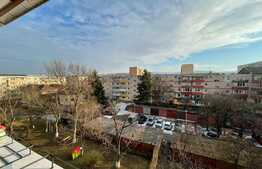 Apartament de 3 camere, 75 mp, parcare, zona Casa Vikingilor