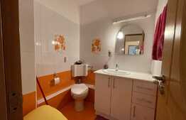 Apartament de 3 camere, 75 mp, parcare, zona Casa Vikingilor