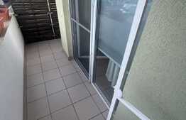 Apartament de 2 camere semidecomandate, 49mp, etaj intermediar, parcare! zona Florilor