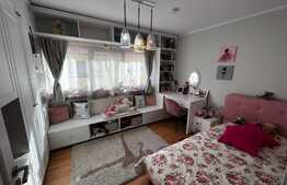 Duplex la cheie, 4 camere si pod mansardat, teren 290 mp, strada privata, zona Terra!