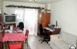 Vanzare apartament 4 camere decomandat, zona Complex Big. Etaj intermediar!