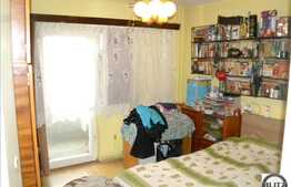 Vanzare apartament 4 camere decomandat, zona Complex Big. Etaj intermediar!