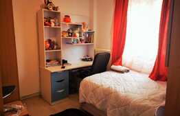 Apartament de 2 camere, 41 mp, etaj intermediar, balcon, Tractorul