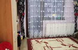 Apartament de doua camere decomandate, etaj intermediar, parcare, zona Stejarului