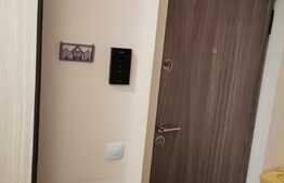 Apartament de doua camere decomandate, etaj intermediar, parcare, zona Stejarului