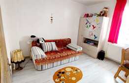 Apartament de 3 camere,  2 bai, 79 mp, parcare, grădina, zona Terra!