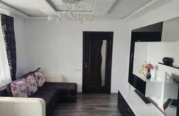 Apartament de 2 camere, 54 mp, balcon inchis, parcare, zona Brancusi