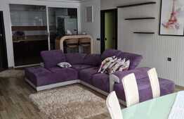 Apartament de 3 camere, etaj intermediar, terasă 5 mp, parcare, zona Coresi