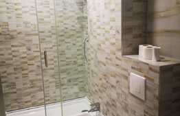 Apartament de 3 camere, etaj intermediar, terasă 5 mp, parcare, zona Coresi