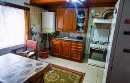 Investitie! Reședință cu destinație de pensiune,  382mp utili si 1000mp teren, în Sinaia