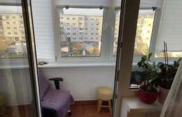 Apartament 3 camere, 66 mp, decomandat, la cheie, zona Tasnad